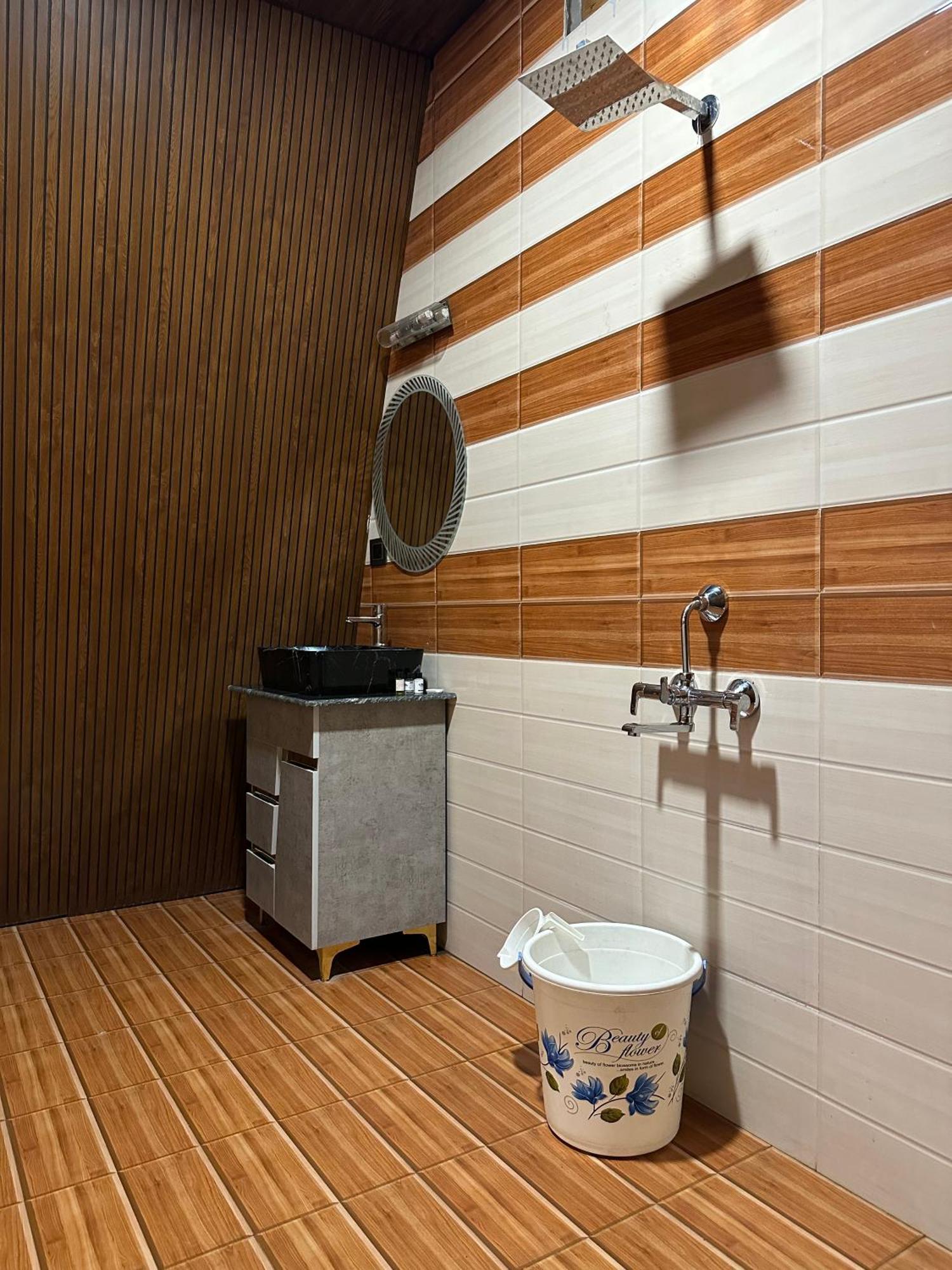 Cabana Riverside Resort - Kainchi Dham Nainital Dış mekan fotoğraf