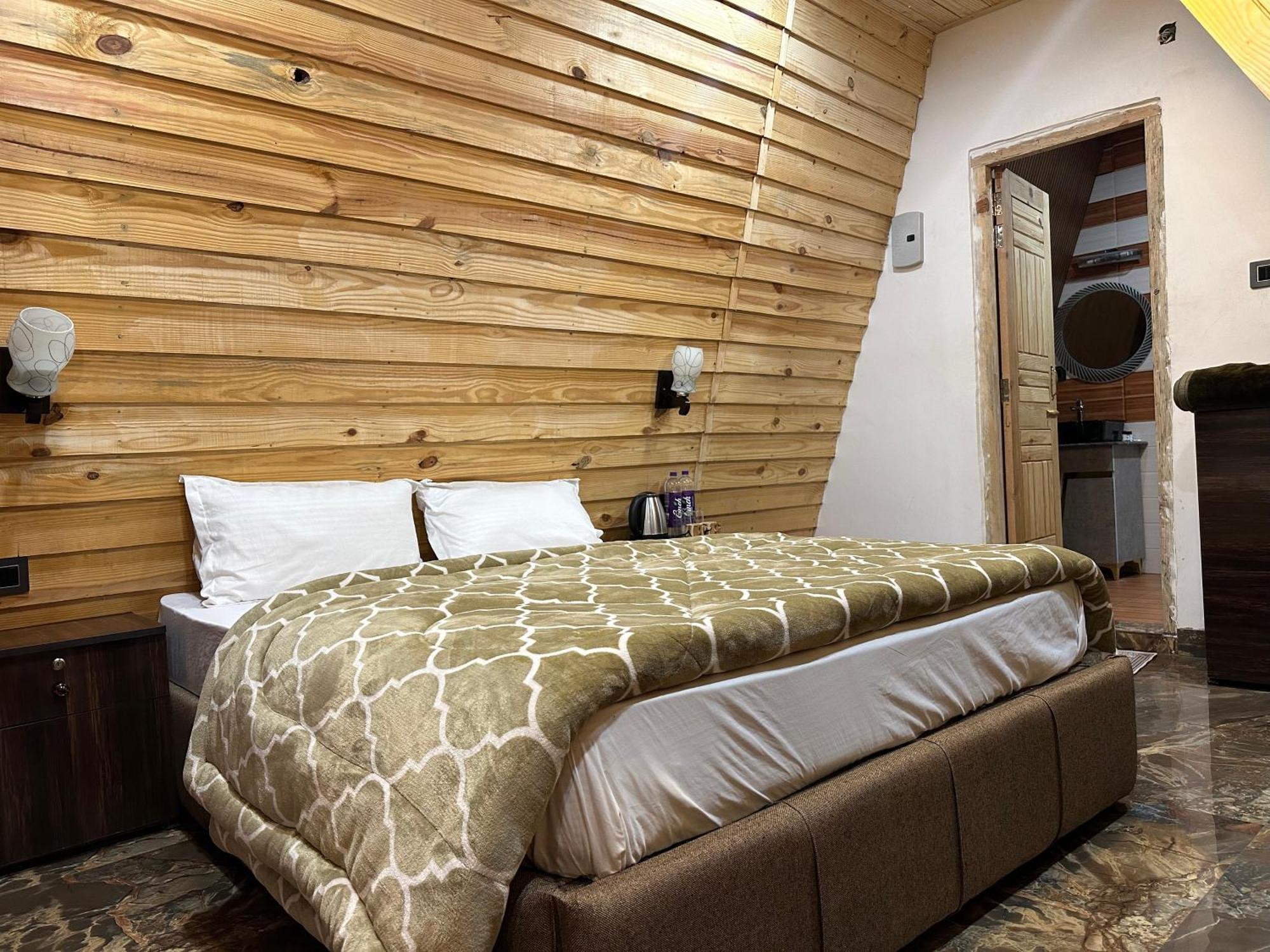 Cabana Riverside Resort - Kainchi Dham Nainital Dış mekan fotoğraf