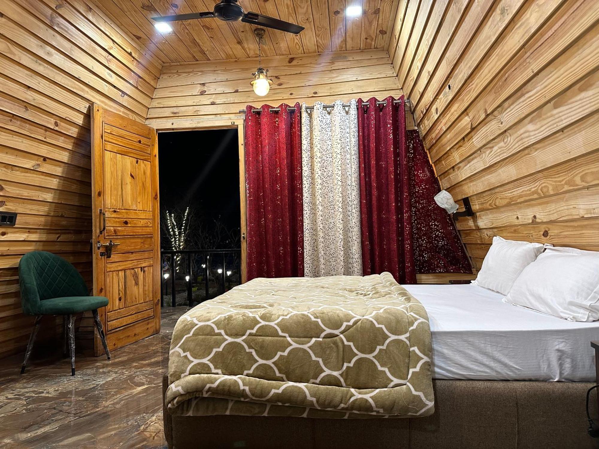 Cabana Riverside Resort - Kainchi Dham Nainital Dış mekan fotoğraf