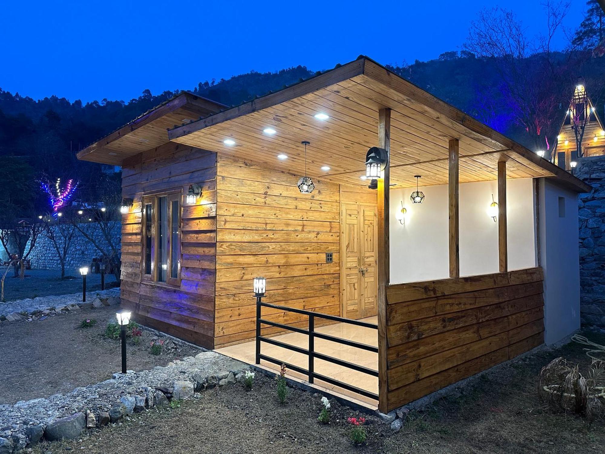 Cabana Riverside Resort - Kainchi Dham Nainital Dış mekan fotoğraf