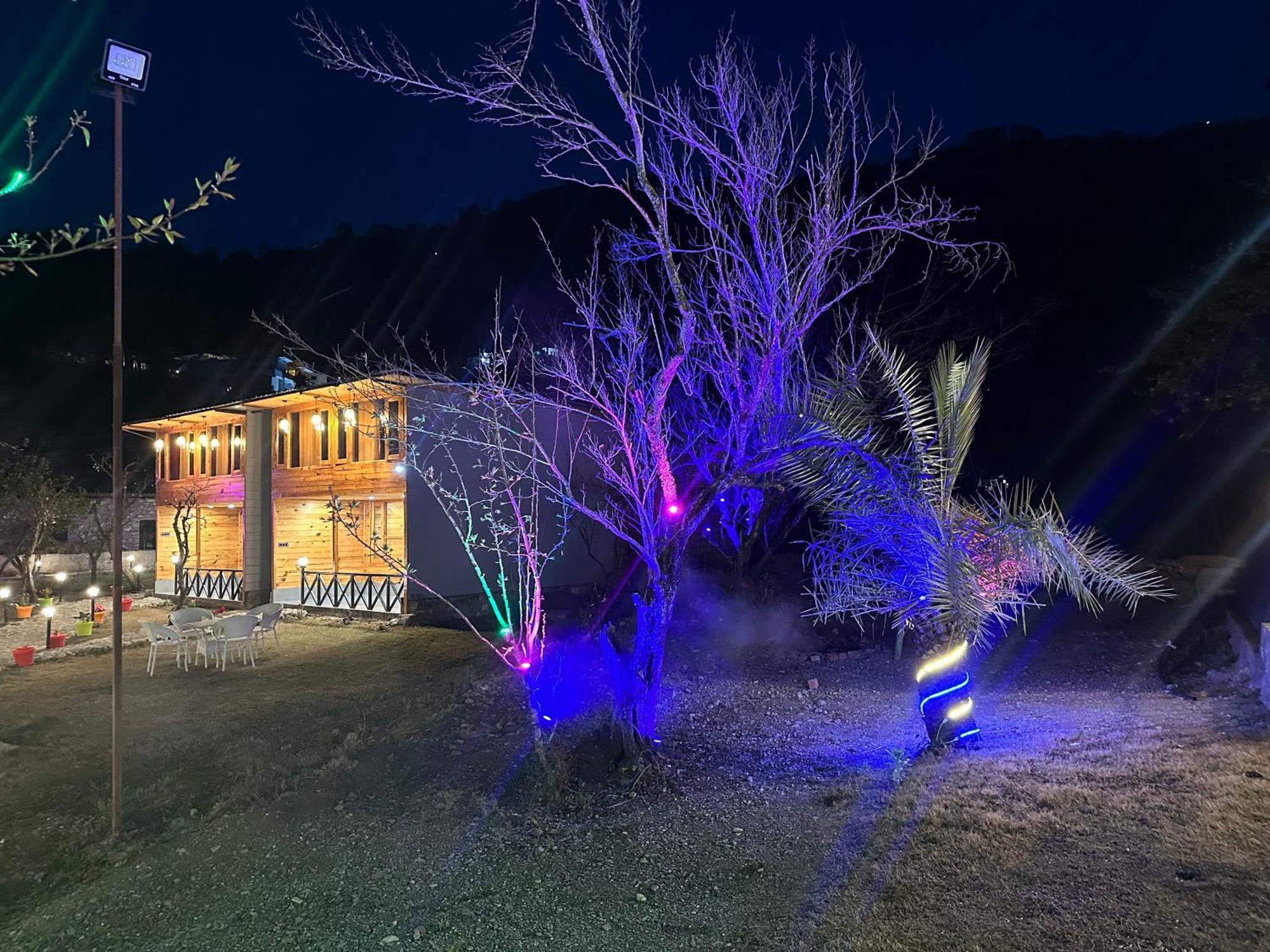 Cabana Riverside Resort - Kainchi Dham Nainital Dış mekan fotoğraf