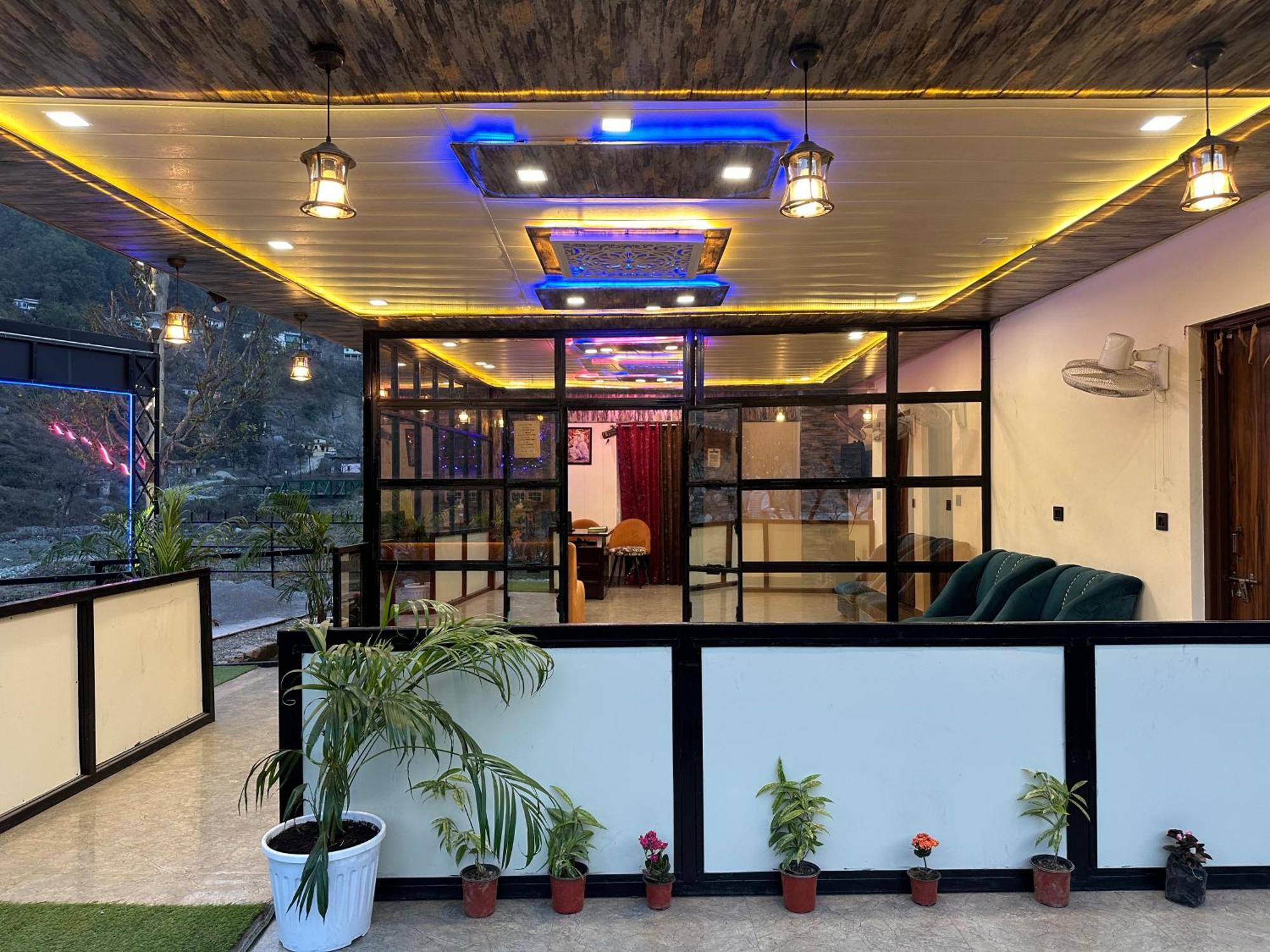 Cabana Riverside Resort - Kainchi Dham Nainital Dış mekan fotoğraf