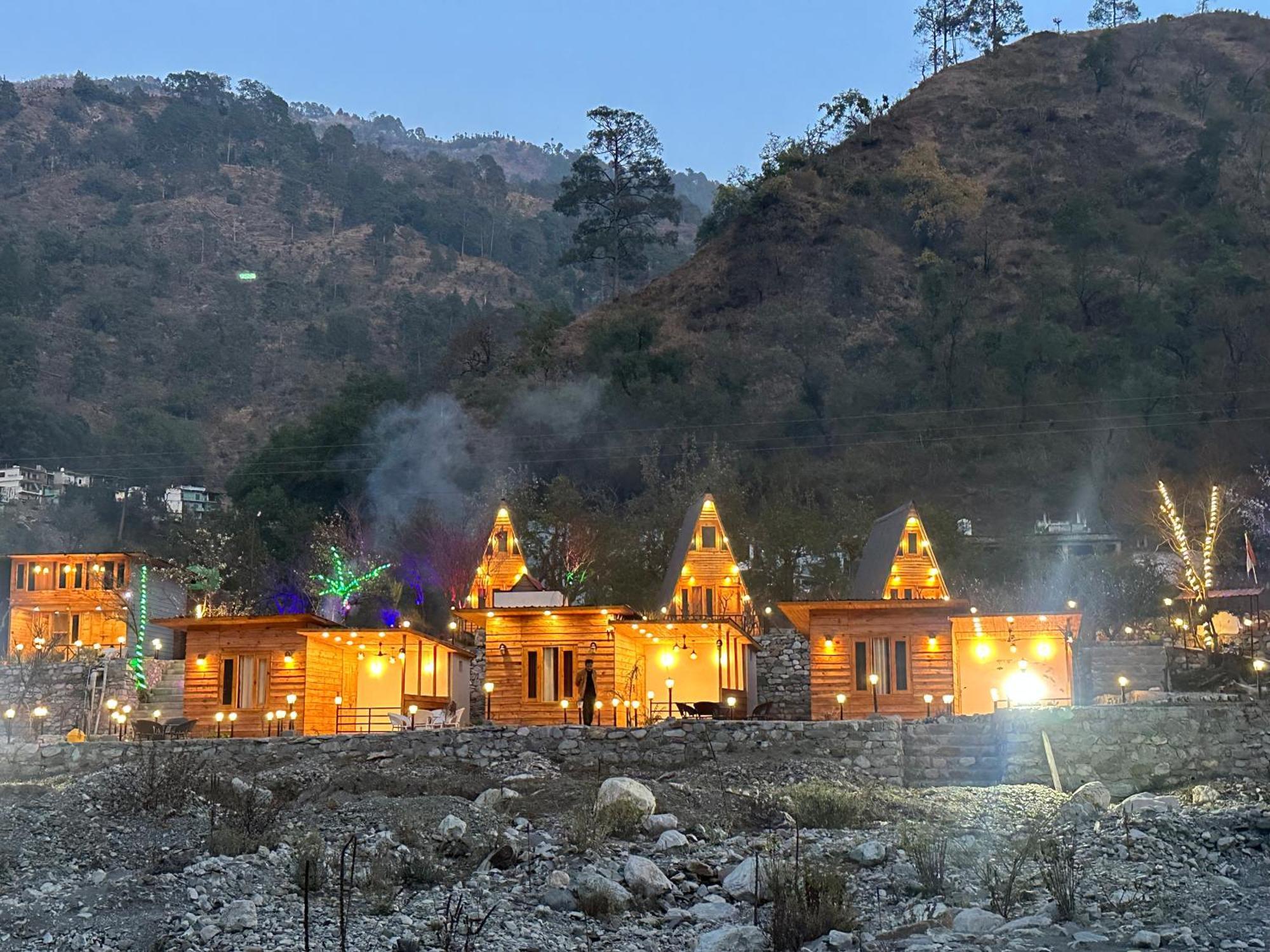 Cabana Riverside Resort - Kainchi Dham Nainital Dış mekan fotoğraf